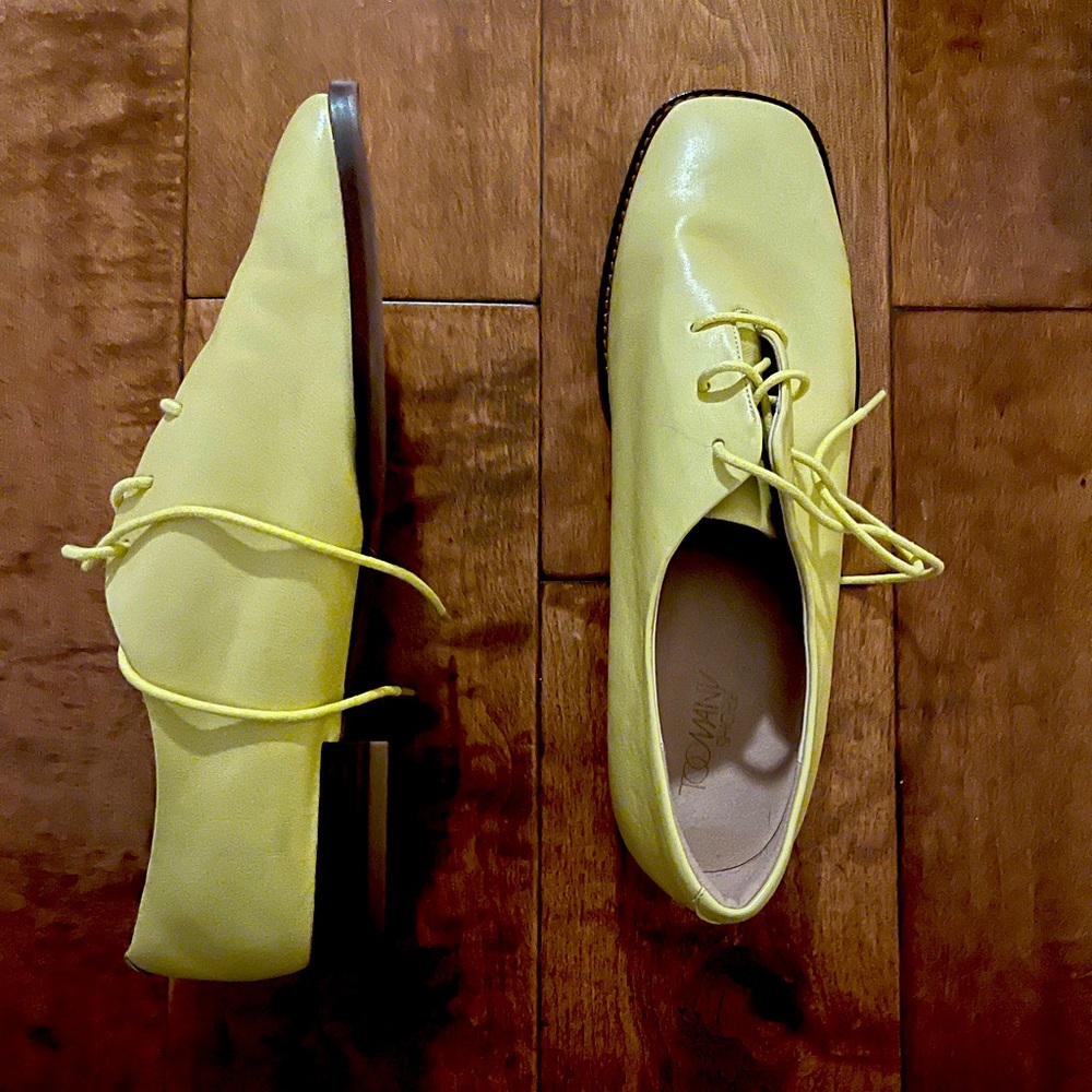 Toomany shoes, new yellow loafers
